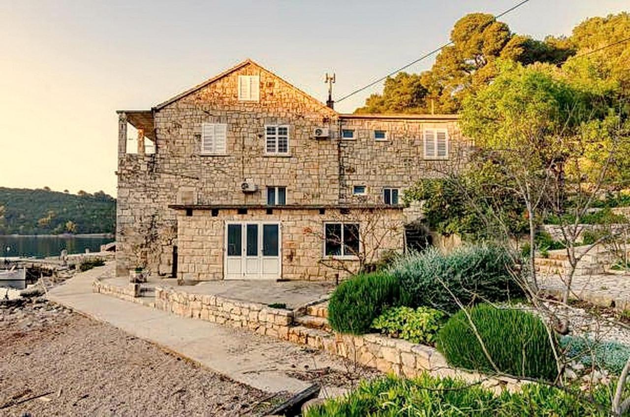 Guest House Kiko Pomena Exterior foto