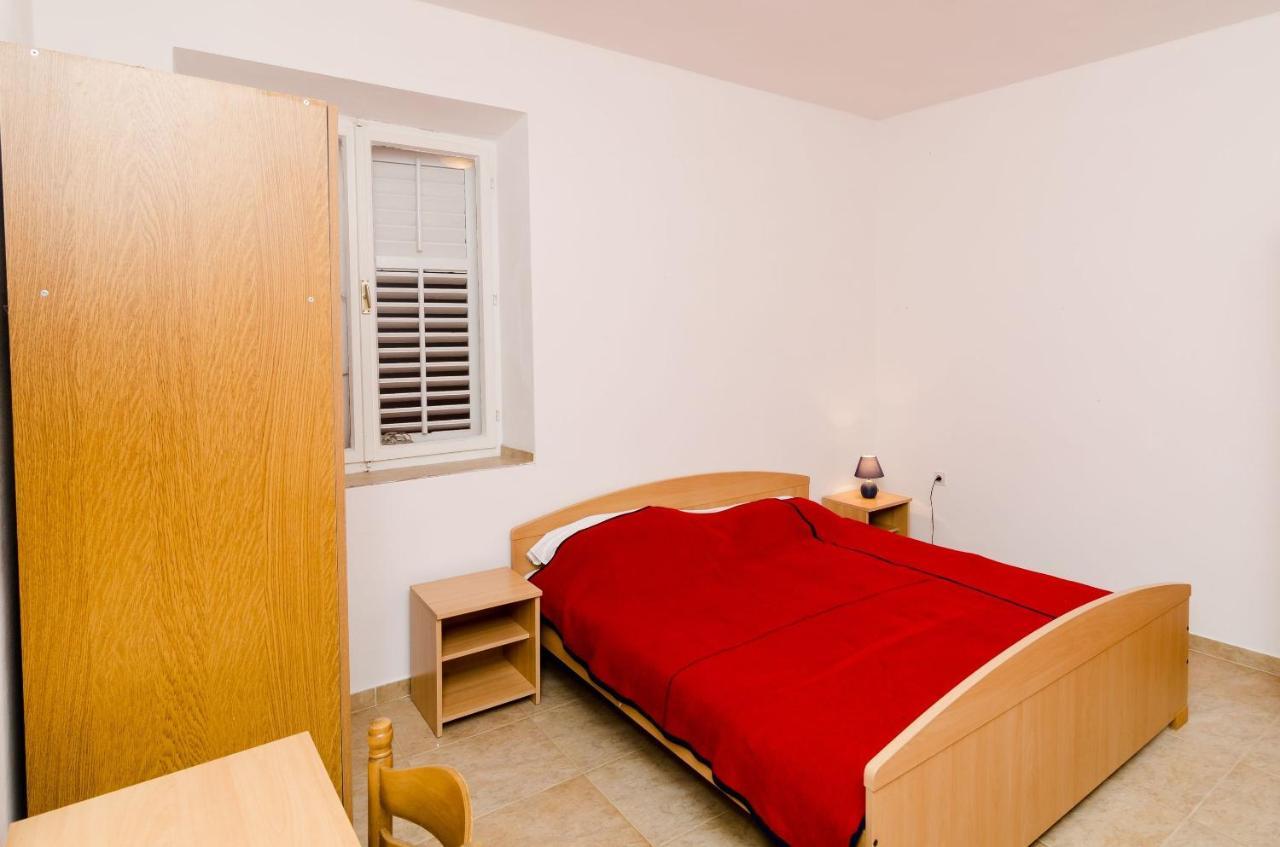Guest House Kiko Pomena Quarto foto