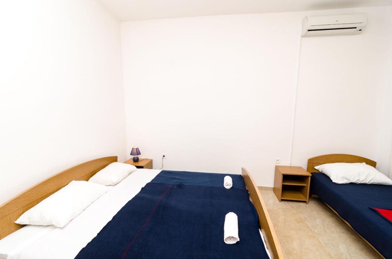 Guest House Kiko Pomena Quarto foto