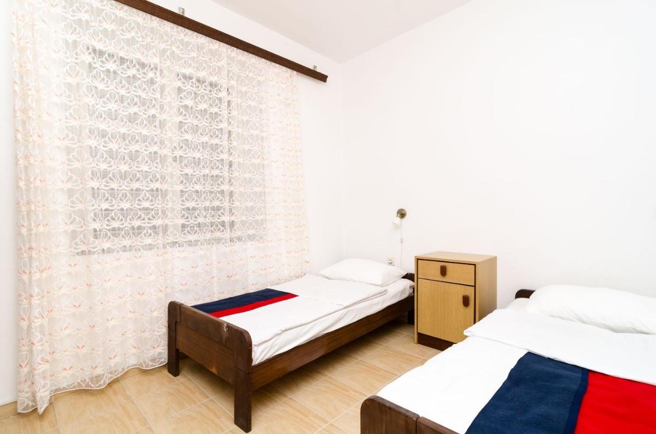Guest House Kiko Pomena Exterior foto