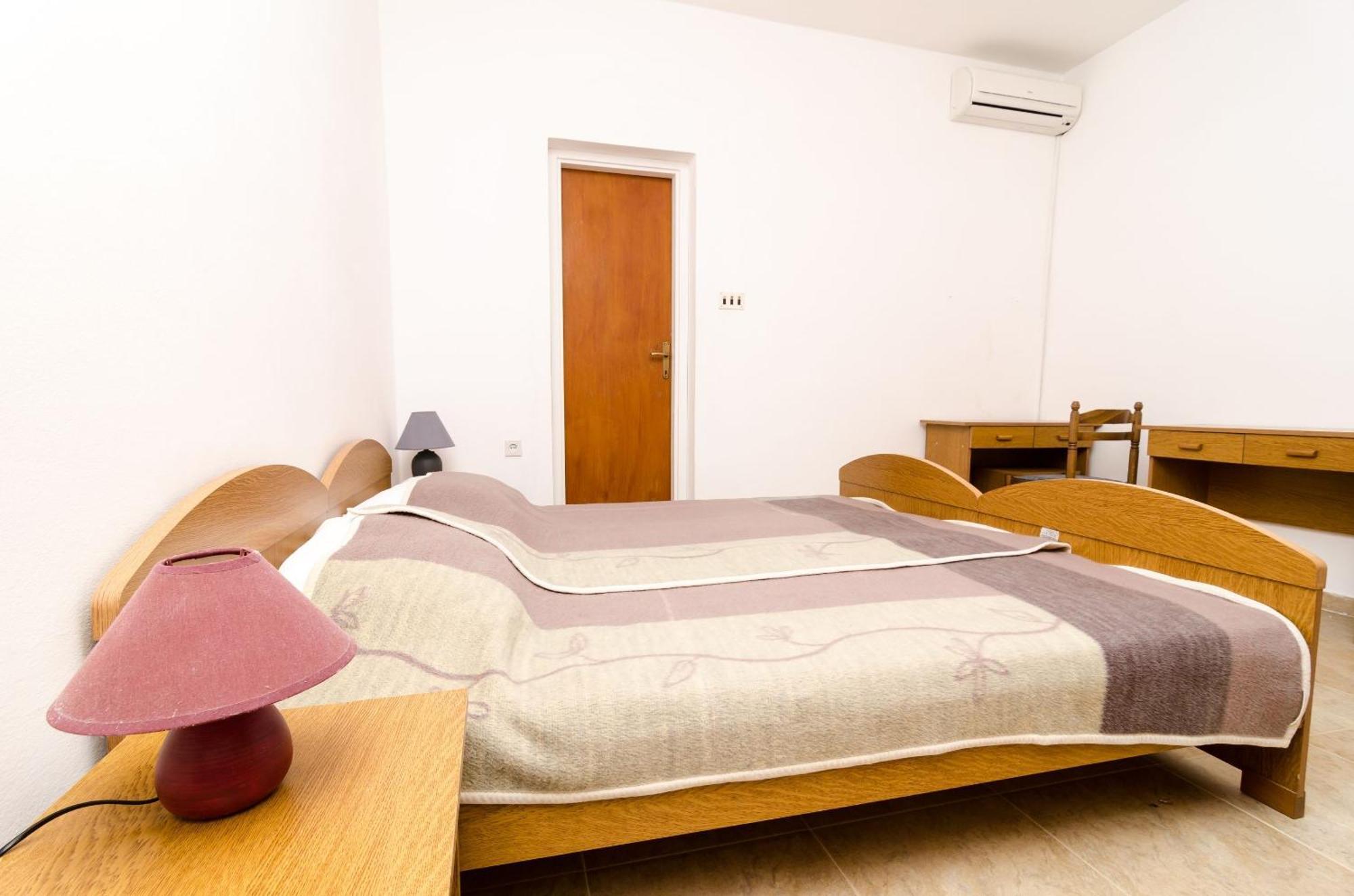 Guest House Kiko Pomena Quarto foto
